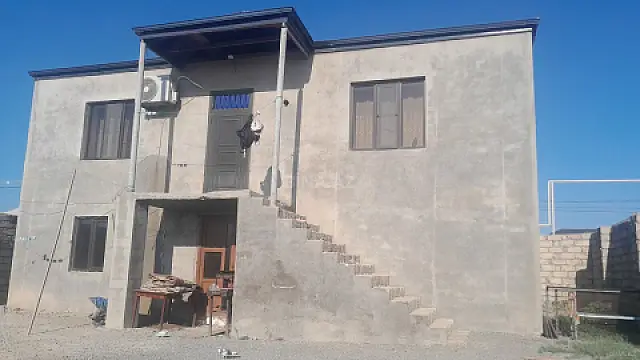 Satılır 7 otaqlı həyət evi 120 m² — Bakı, Binə 7 otaq 120.00 m²