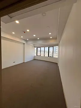 Kirayə verilir 4 otaqlı ofis 245 m² — Bakı 4 otaq 245.00 m²