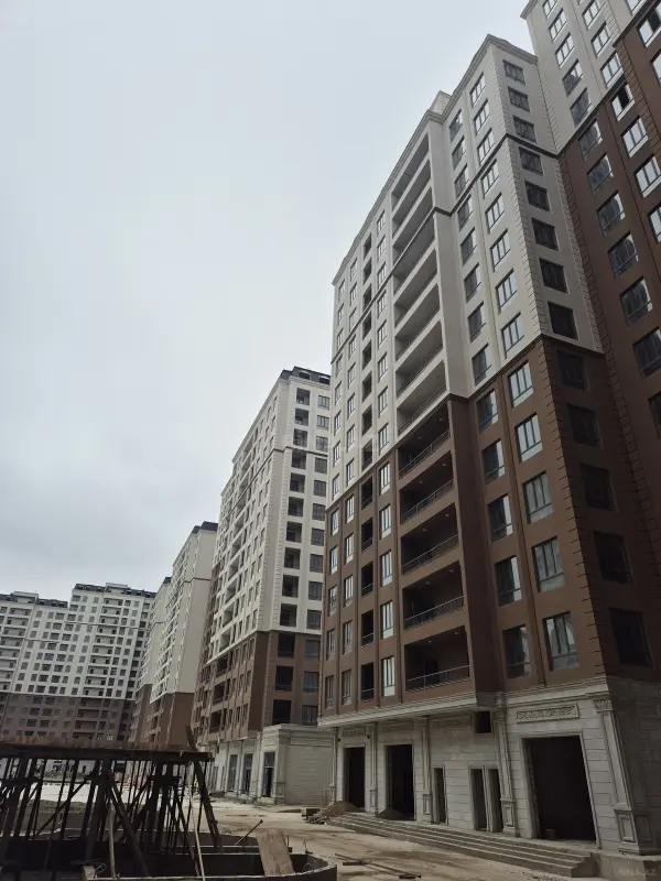 Satılır 1 otaqlı mənzil 51 m²