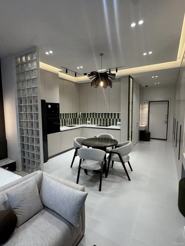 Satılır 1 otaqlı mənzil 58 m²