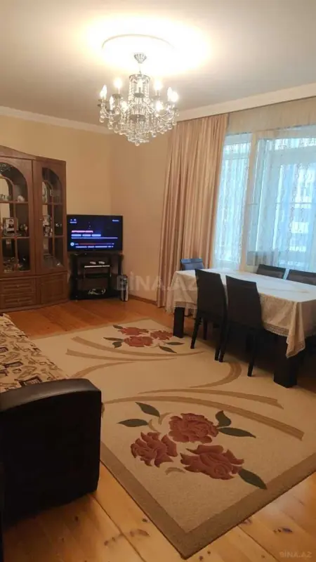 Satılır 2 otaqlı mənzil 78 m²