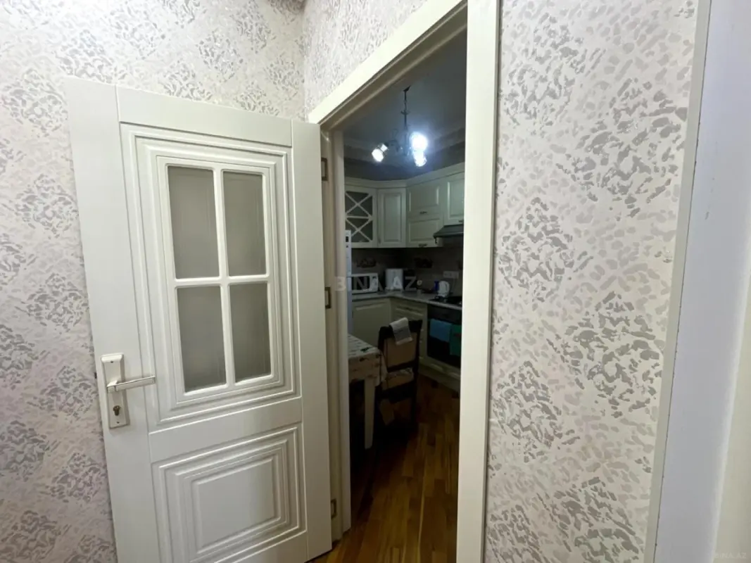 Satılır 2 otaqlı mənzil 80 m²