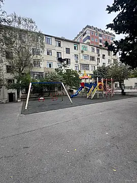 Satılır 2 otaqlı mənzil 55 m² — Bakı, Memar Əcəmi yanı 2 otaq 55.00 m²