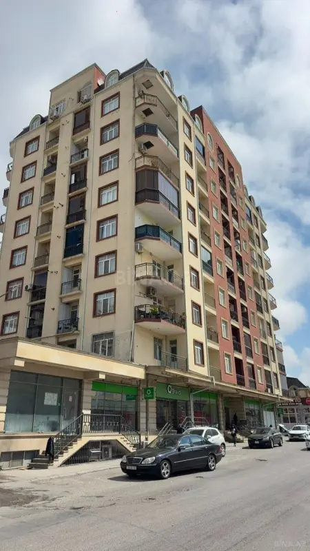 Satılır 3 otaqlı mənzil 116 m²