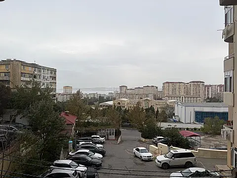 Satılır 3 otaqlı mənzil 100 m² — Bakı, Həzi Aslanov qəs. 3 otaq 100.00 m²