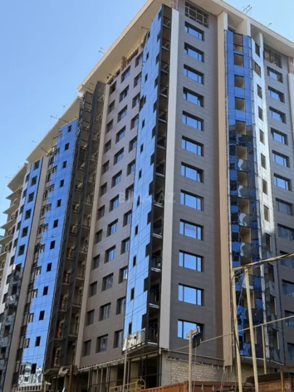Satılır 2 otaqlı mənzil 137 m²