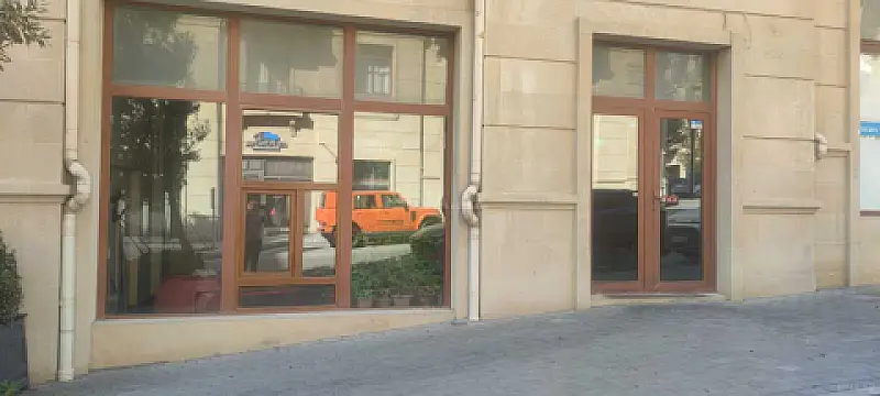 Kirayə verilir obyekt 200 m² — Bakı 200.00 m²