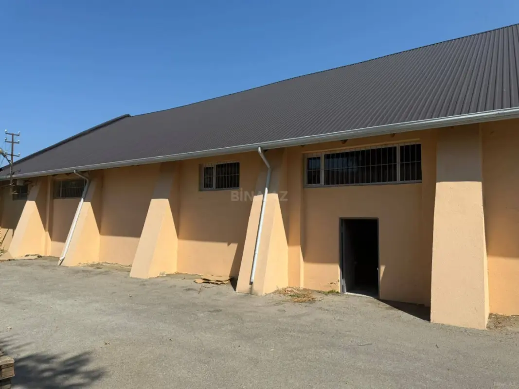 Kirayə verilir obyekt 210 m²