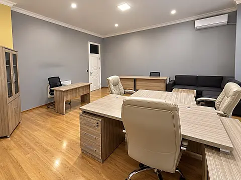 Kirayə verilir 1 otaqlı ofis 30 m² — Bakı, Nərimanov 1 otaq 30.00 m²