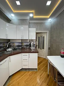 Kirayə verilir 2 otaqlı mənzil 90 m² — Xırdalan 2 otaq 90.00 m²