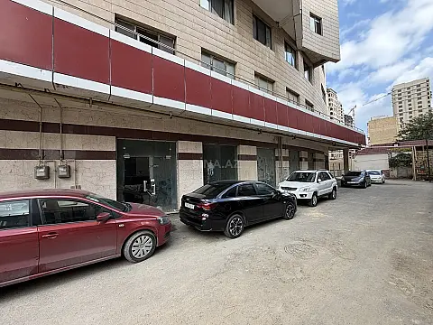 Kirayə verilir obyekt 620 m² — Bakı 620.00 m²
