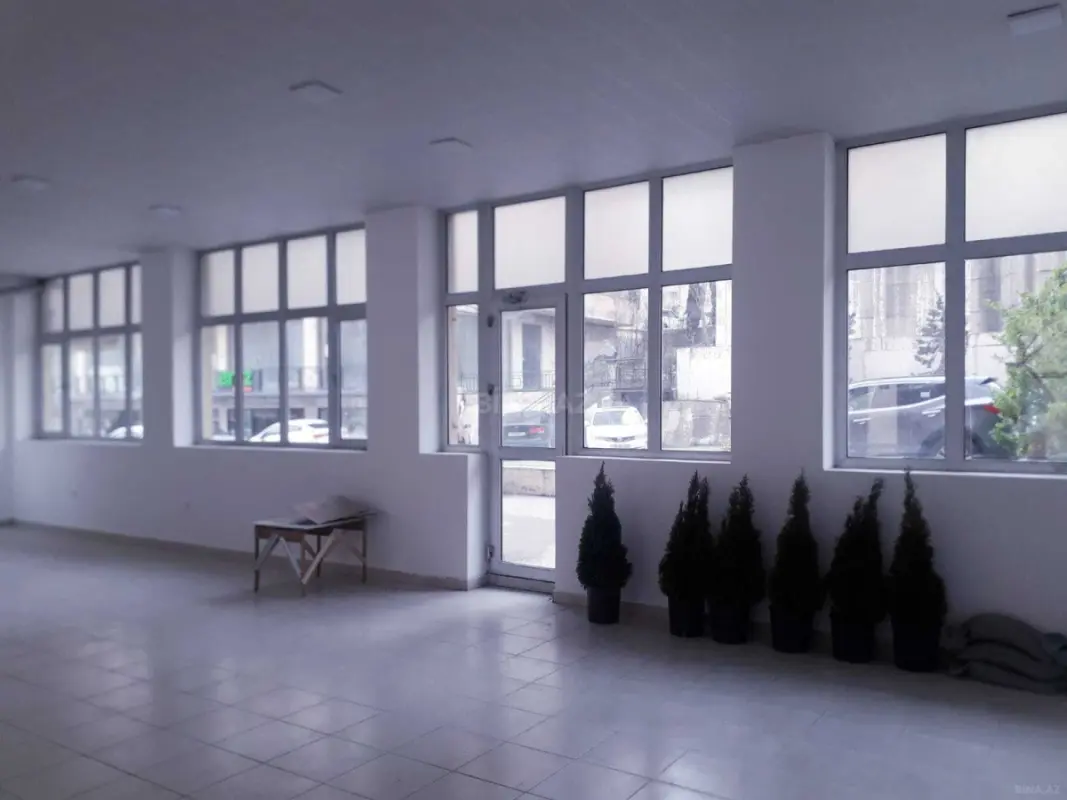 Kirayə verilir obyekt 160 m²