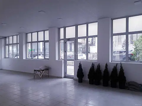 Kirayə verilir obyekt 160 m² — Bakı 160.00 m²