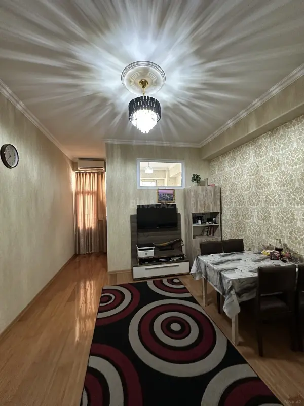 Kirayə verilir 2 otaqlı mənzil 52 m²
