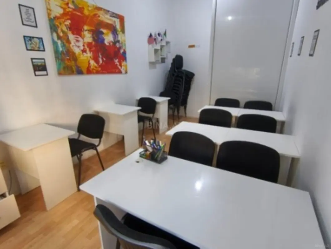 Kirayə verilir 1 otaqlı ofis 30 m²