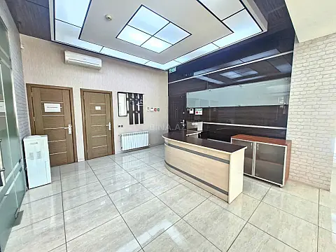 Kirayə verilir 8 otaqlı ofis 285 m² — Bakı, Nizami 8 otaq 285.00 m²