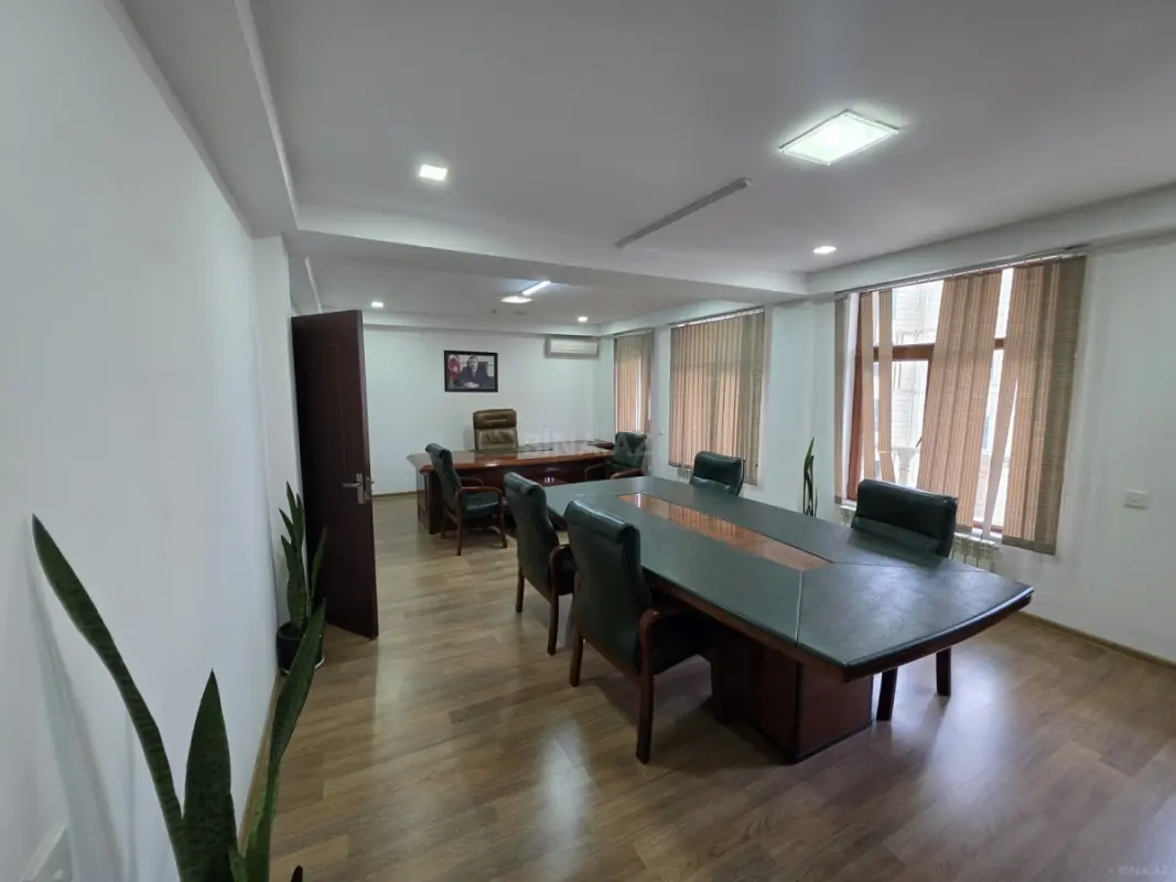 Kirayə verilir 3 otaqlı ofis 100 m²