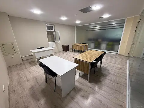 Kirayə verilir 1 otaqlı ofis 38 m² — Bakı, Nərimanov 1 otaq 38.00 m²