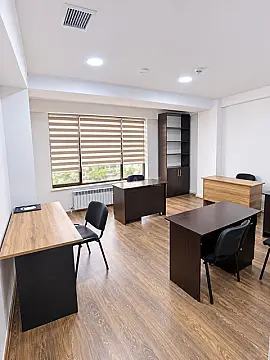 Kirayə verilir 4 otaqlı ofis 74 m² — Bakı, Nərimanov 4 otaq 74.00 m²