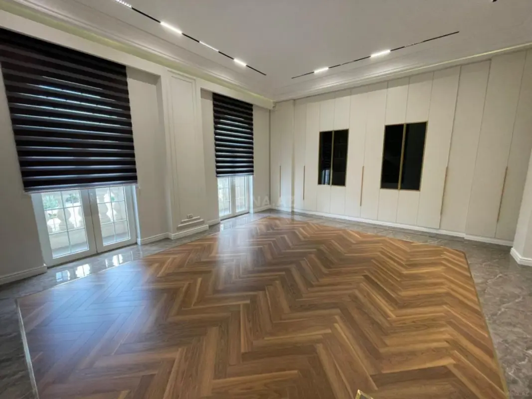 Kirayə verilir 3 otaqlı ofis 120 m²