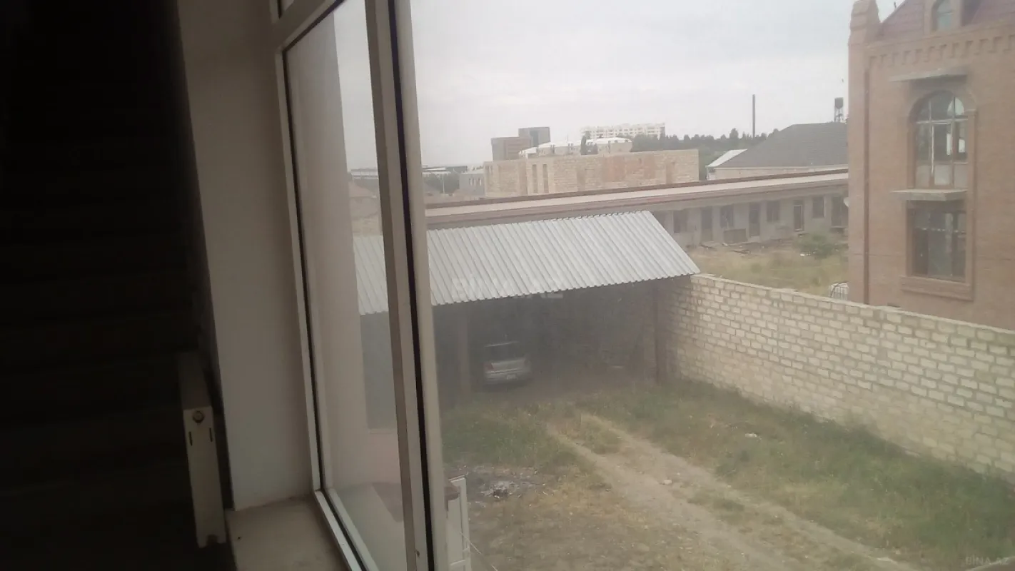 Satılır obyekt 238.8 m²