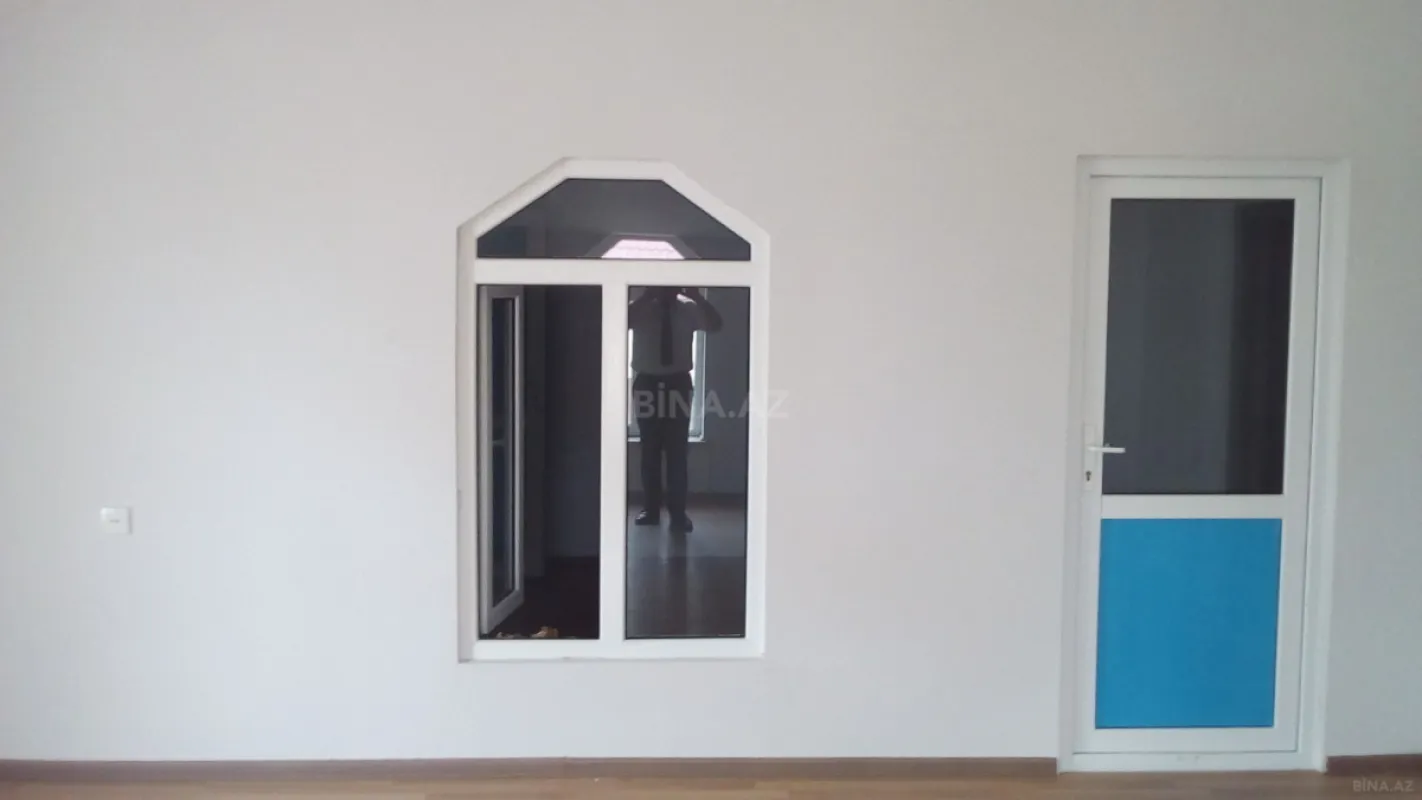 Satılır obyekt 238.8 m²