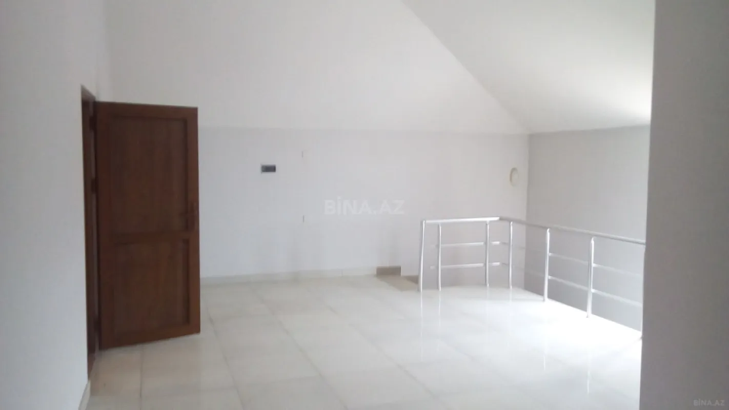 Satılır obyekt 238.8 m²