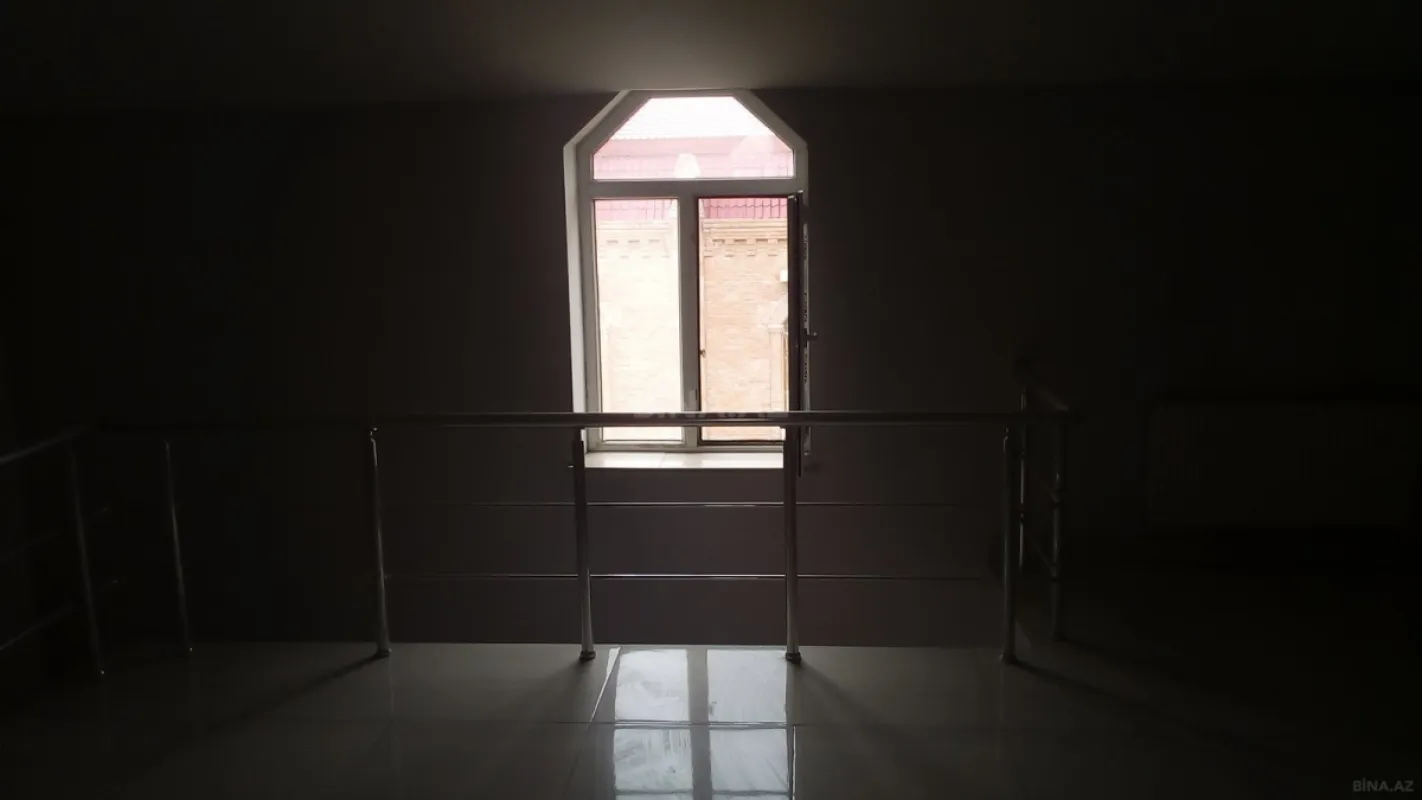 Satılır obyekt 238.8 m²