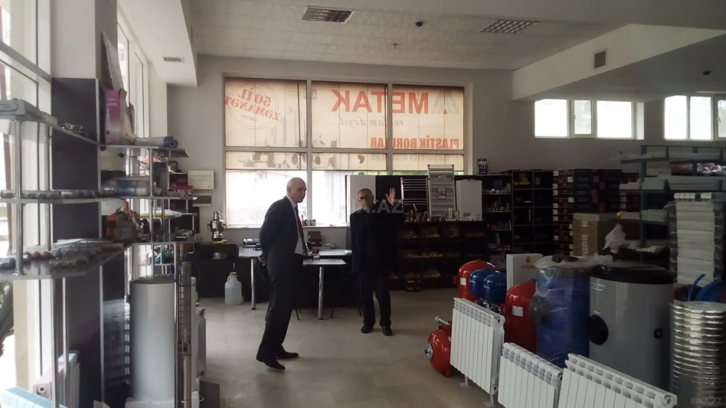 Satılır obyekt 238.8 m²