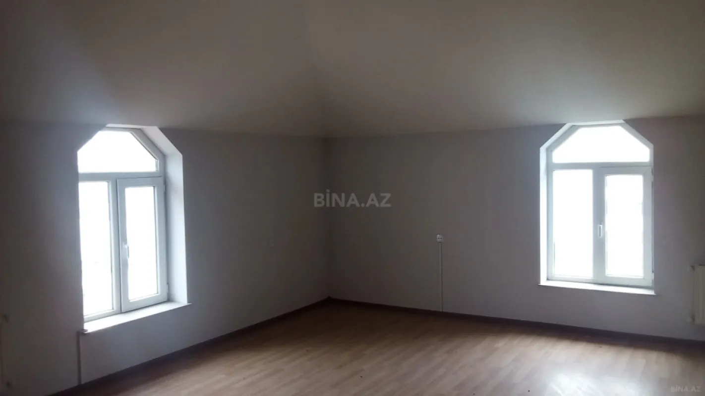 Satılır obyekt 238.8 m²