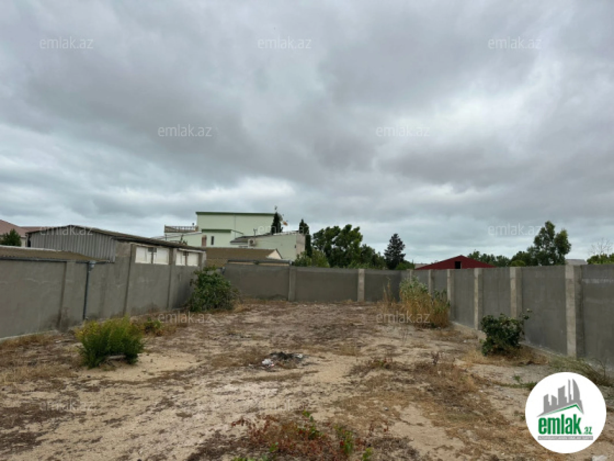 Satılır torpaq sahəsi 12 m²