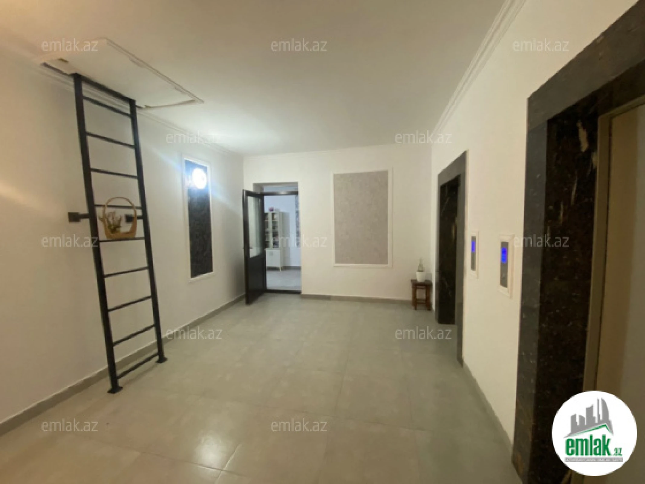 Satılır 3 otaqlı yeni tikili 146 m²
