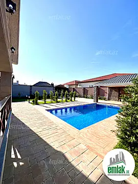 Satılır 4 otaqlı mənzil 190 m²