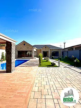 Satılır 4 otaqlı mənzil 190 m²