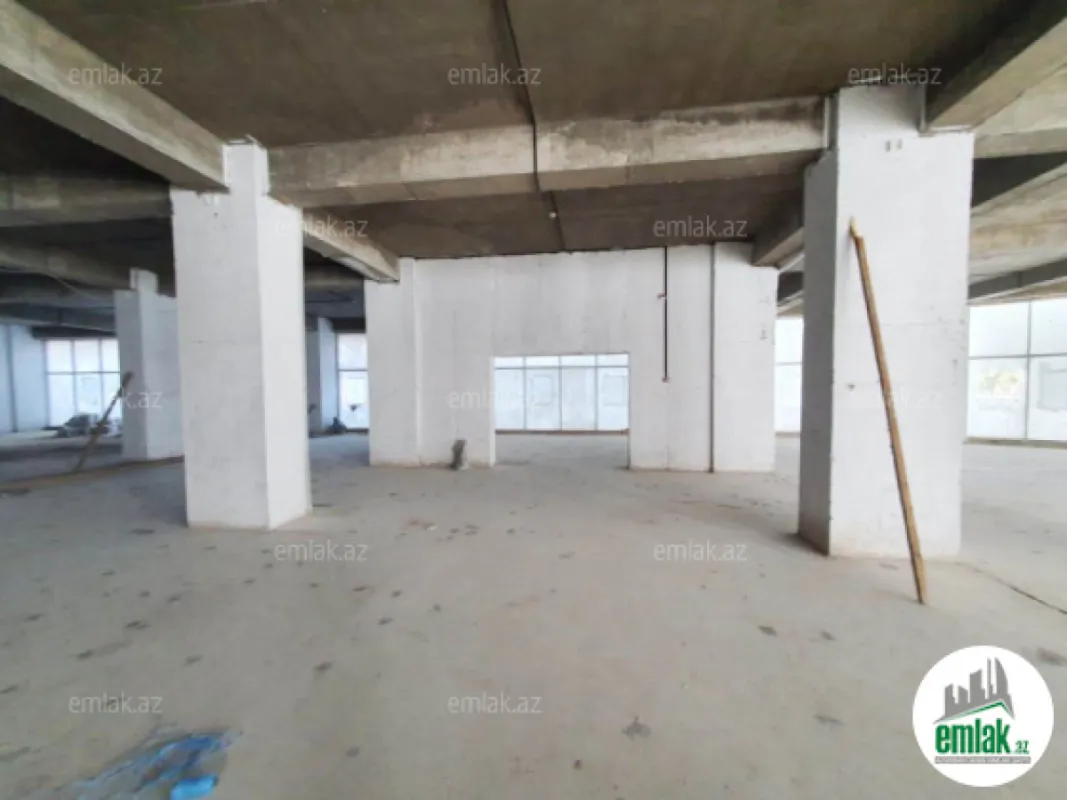 Satılır 20 otaqlı obyekt 1000 m²