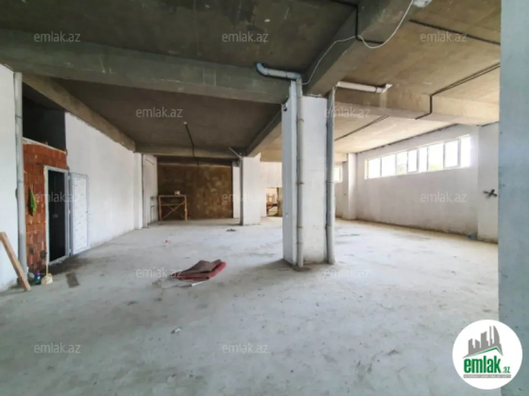 Satılır 20 otaqlı obyekt 1000 m²