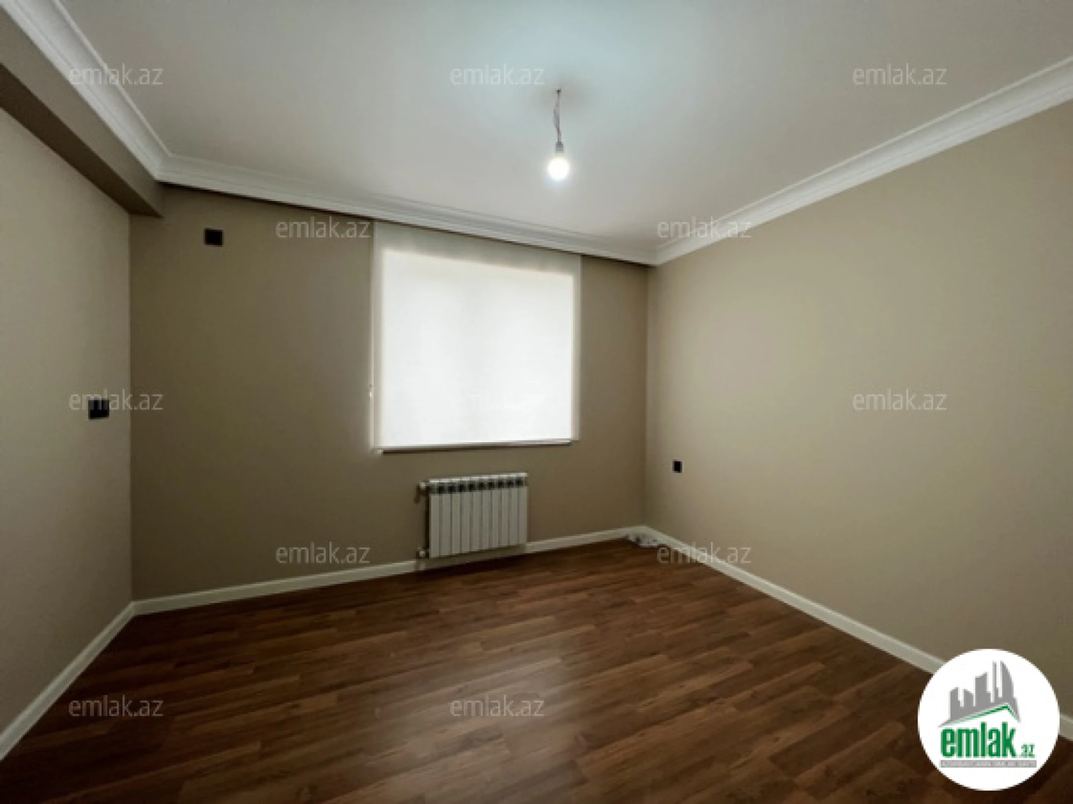 Satılır 5 otaqlı mənzil 260 m²