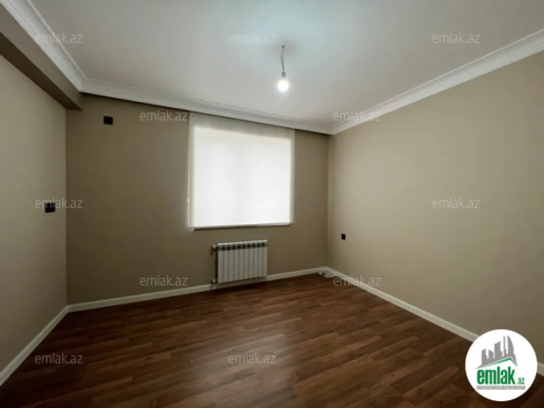 Satılır 5 otaqlı mənzil 260 m²