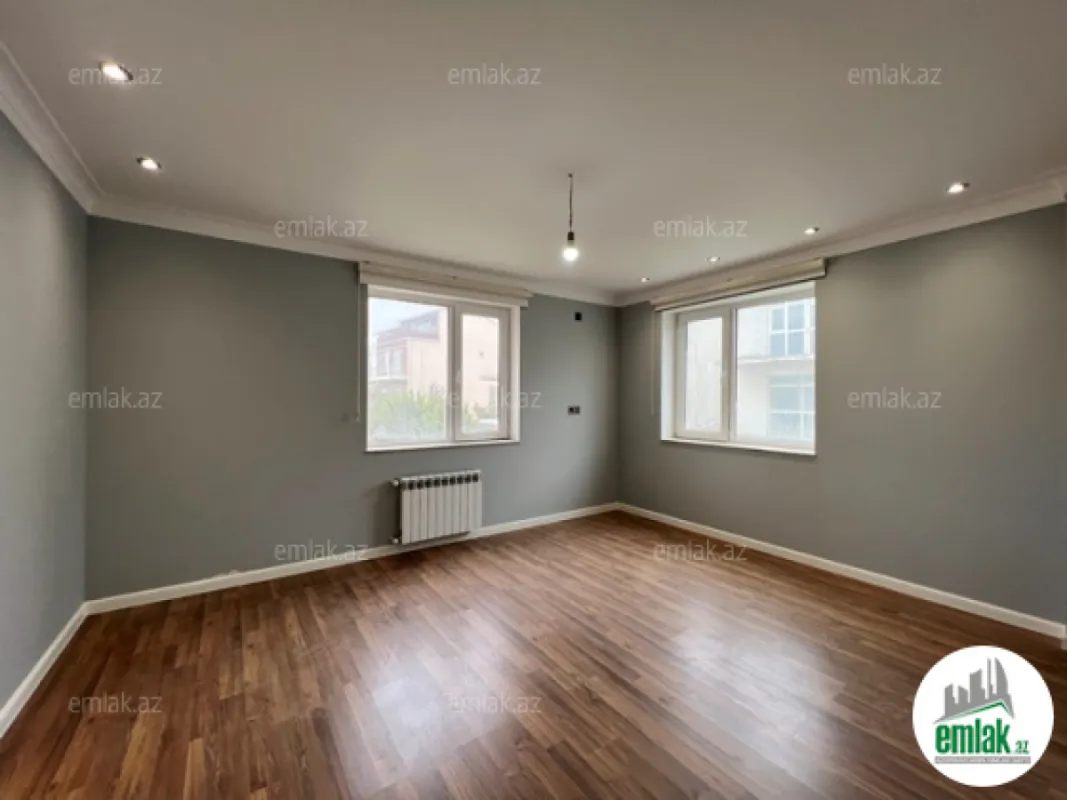Satılır 5 otaqlı mənzil 260 m²