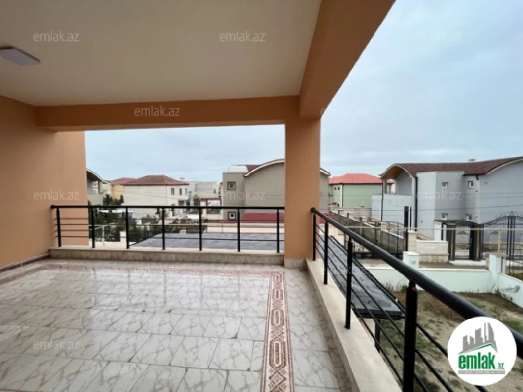 Satılır 5 otaqlı mənzil 260 m²