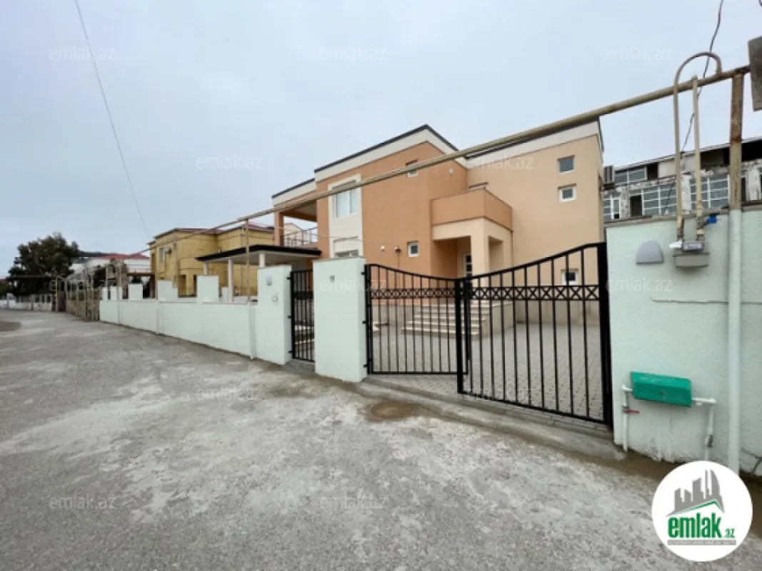 Satılır 5 otaqlı mənzil 260 m²