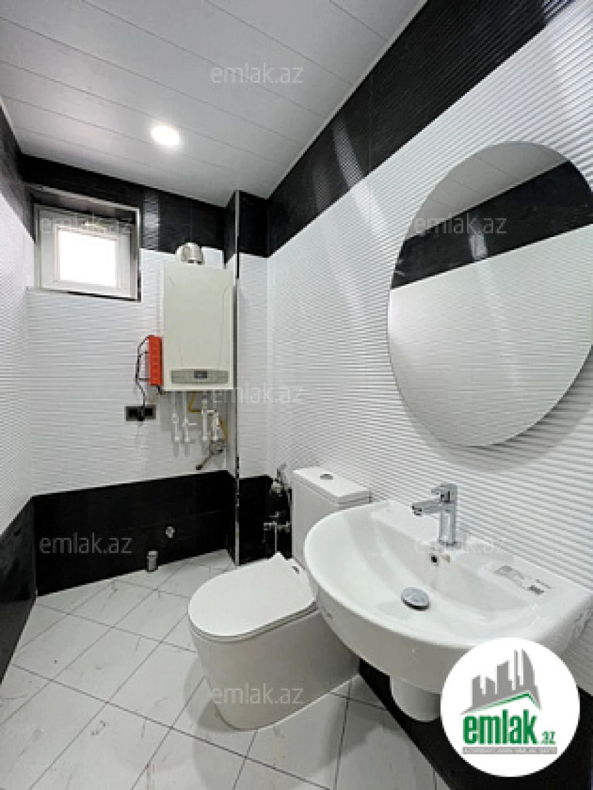 Satılır 5 otaqlı mənzil 260 m²