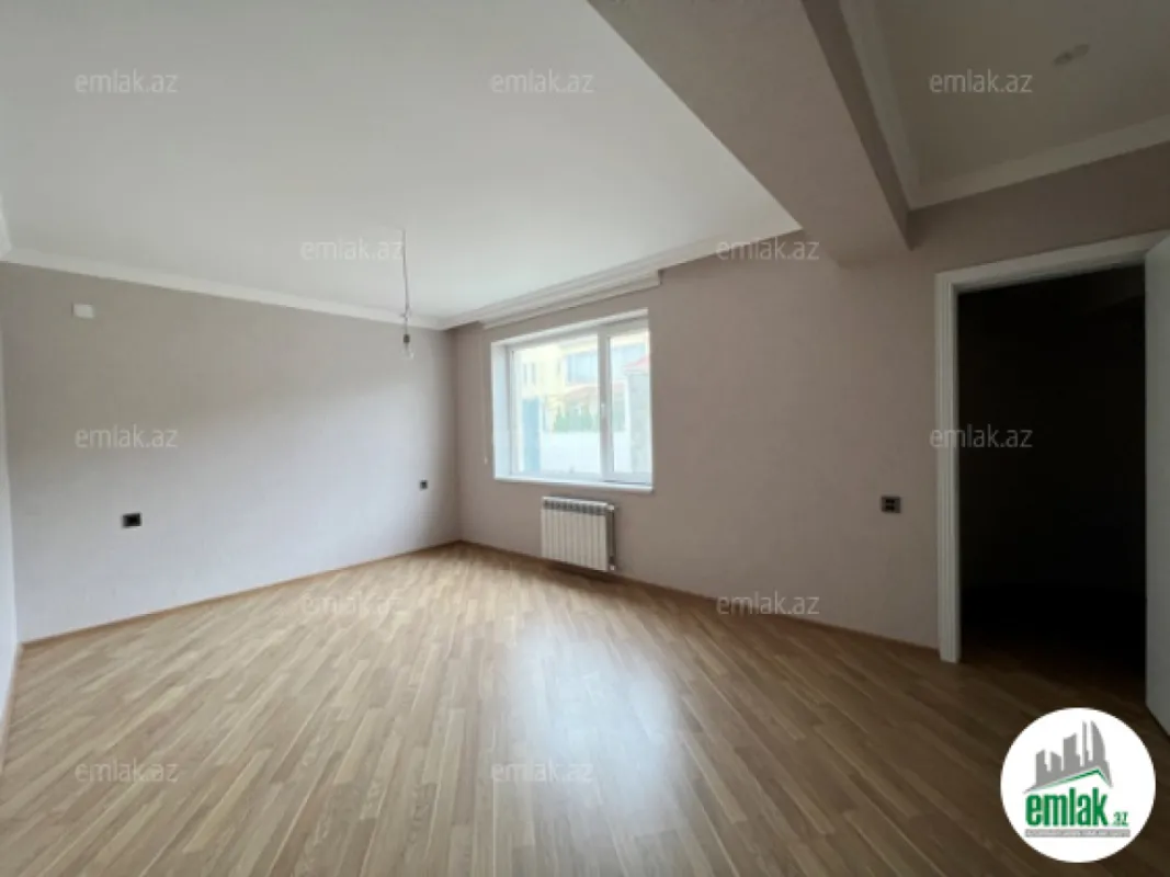 Satılır 5 otaqlı mənzil 320 m²