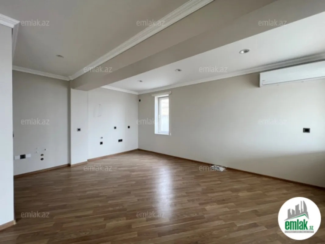 Satılır 5 otaqlı mənzil 320 m²