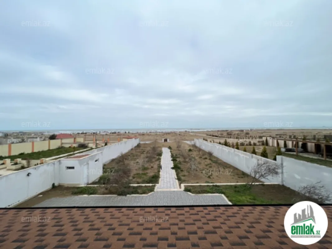 Satılır 5 otaqlı mənzil 320 m²