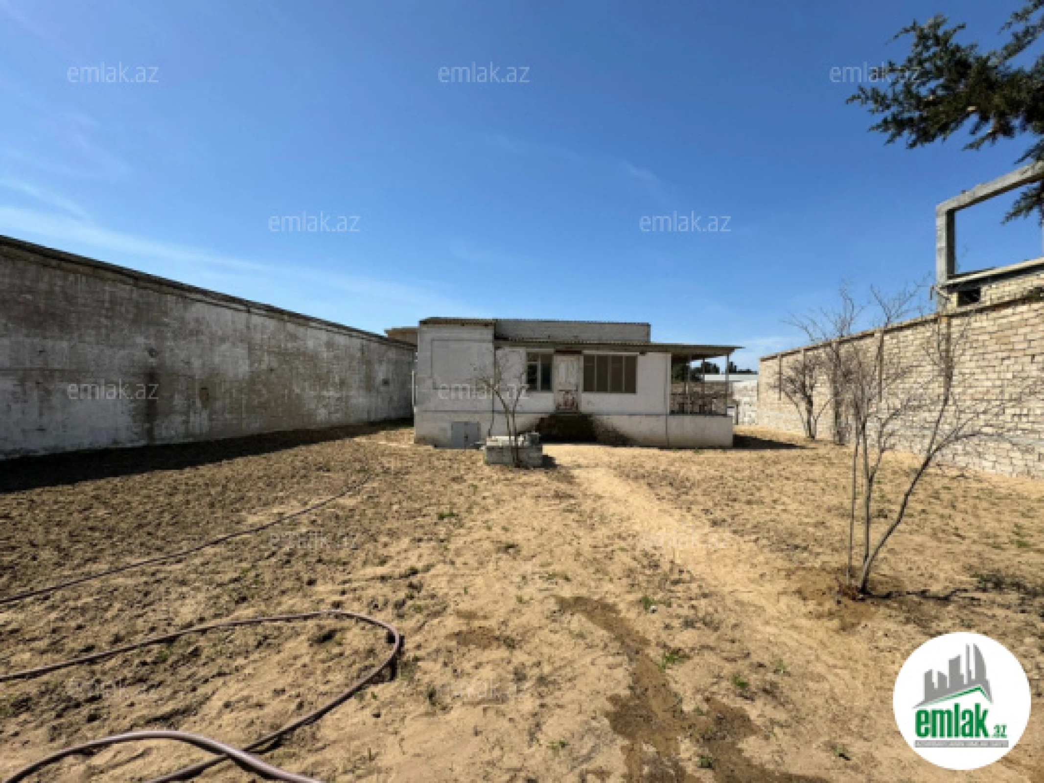 Satılır torpaq sahəsi 12 m²