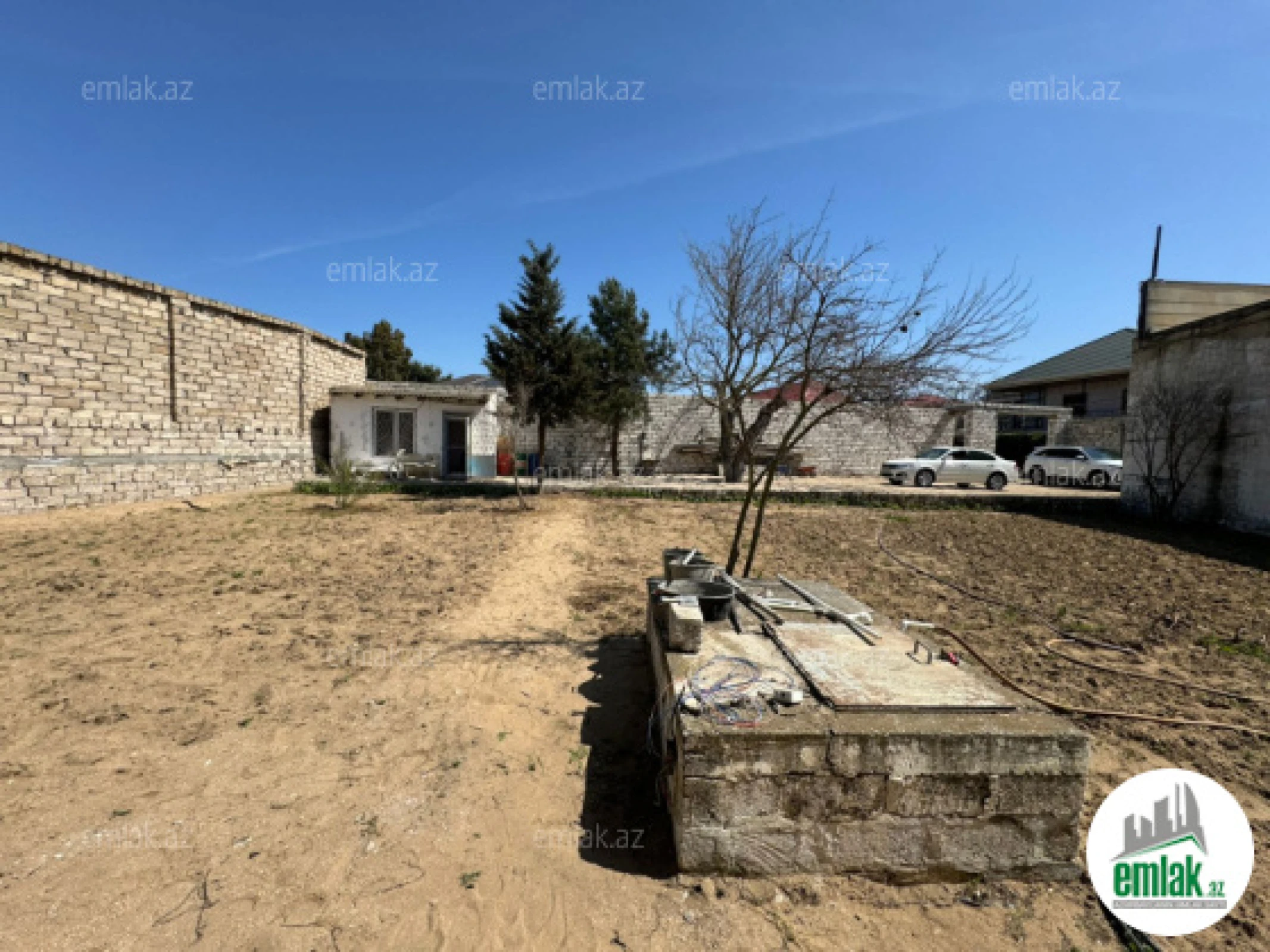 Satılır torpaq sahəsi 12 m²