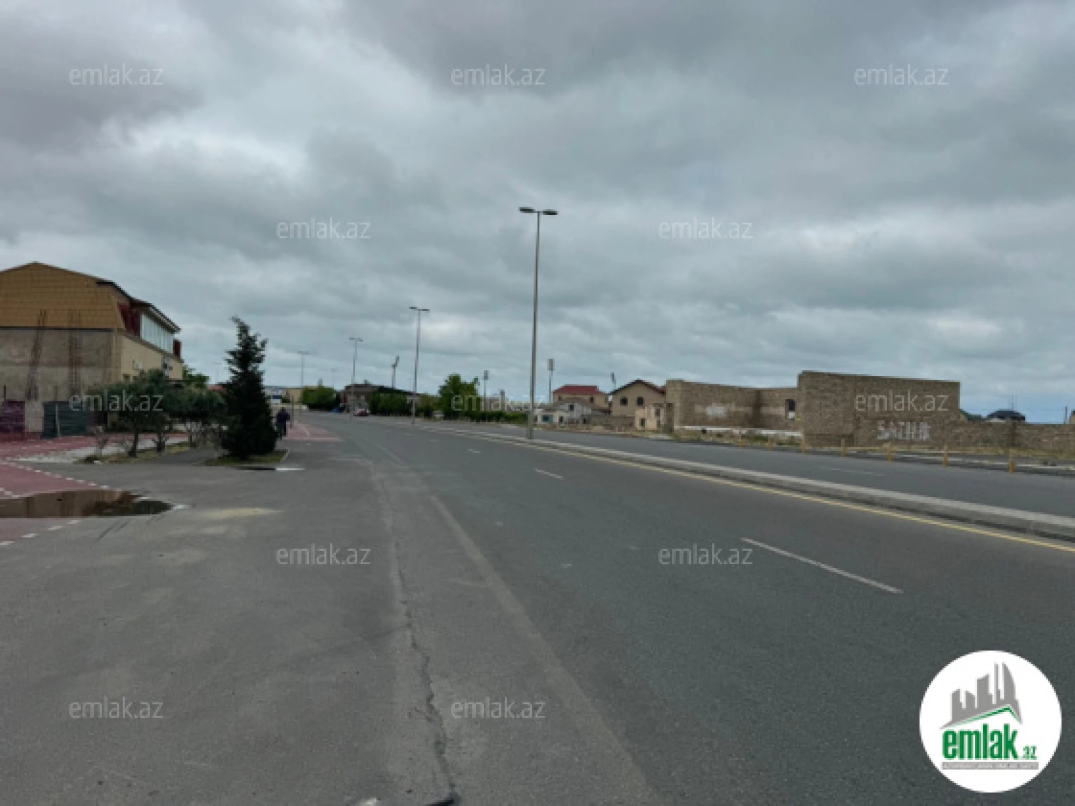 Satılır torpaq sahəsi 12 m²