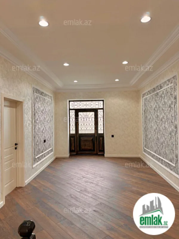 Satılır 5 otaqlı mənzil 380 m²