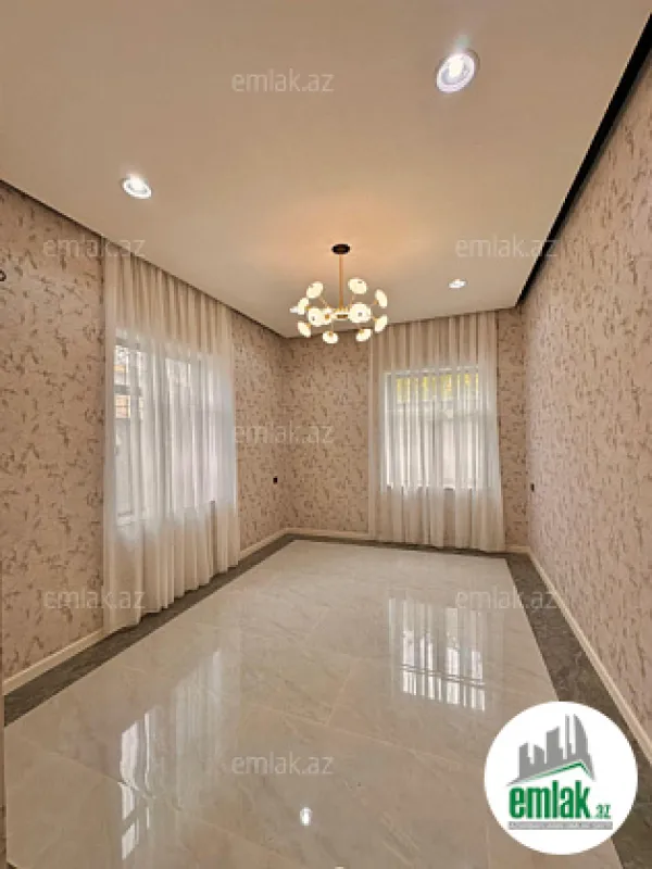 Satılır 5 otaqlı mənzil 380 m²
